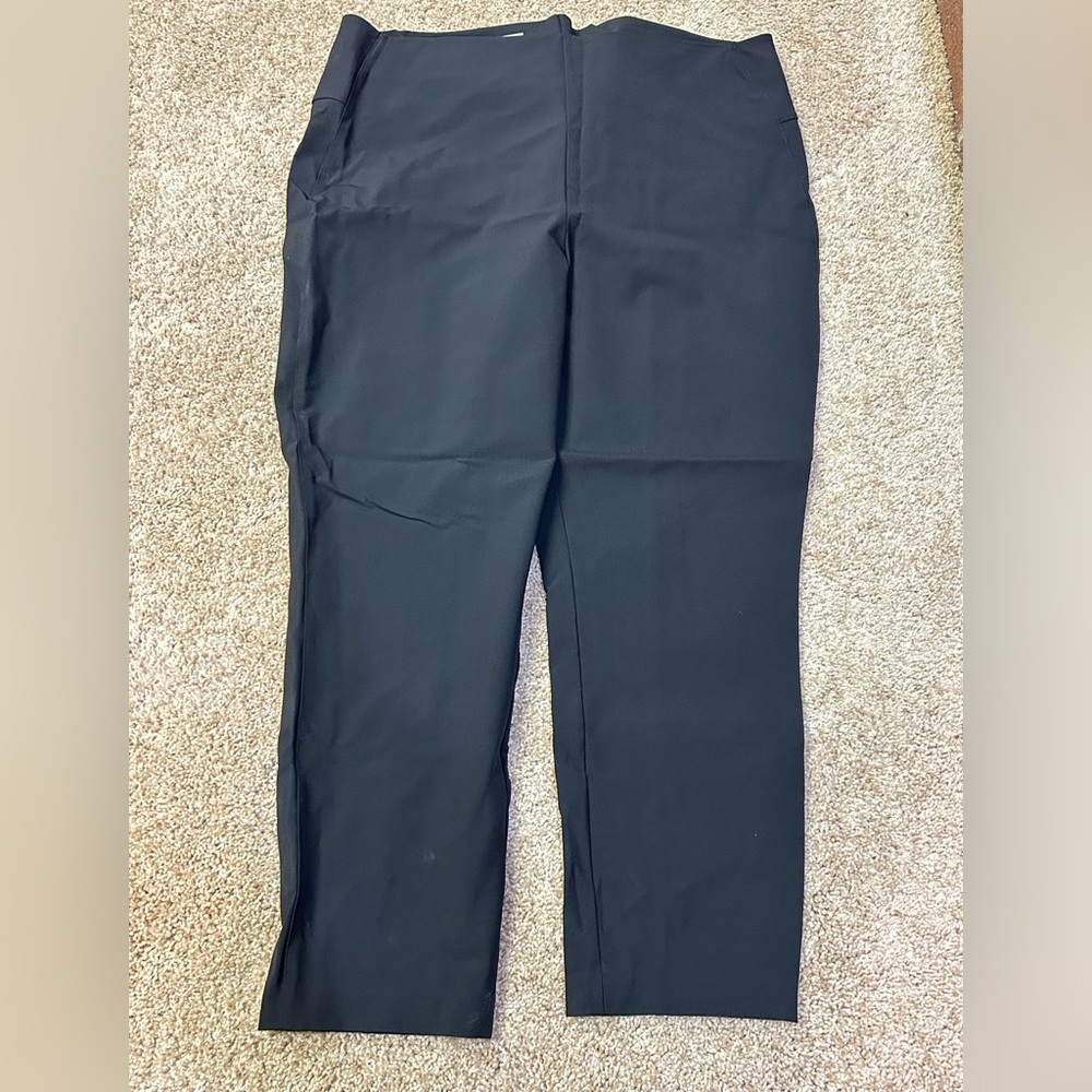 CABI Dress Trousers Satin Fabric Taper Leg Seam Up Back Leg Rear Zip Size 16